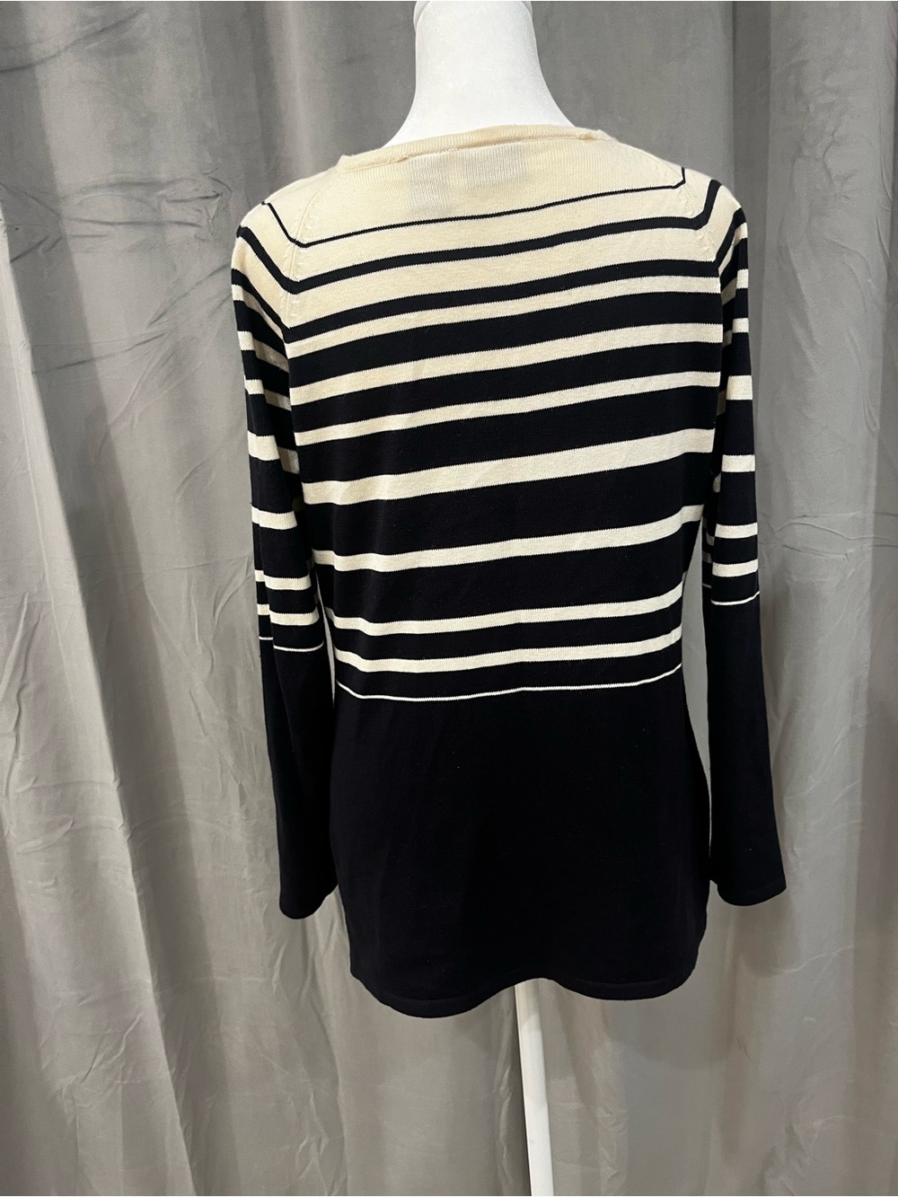 Hillard & Hanson Navy & Cream Striped V-Neck Knit Sweater - Picture 3 of 9
